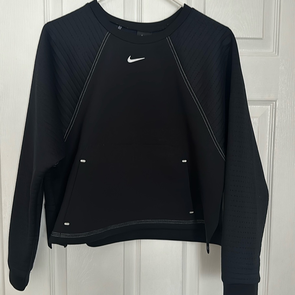 Nike Pro Cropped Sweater